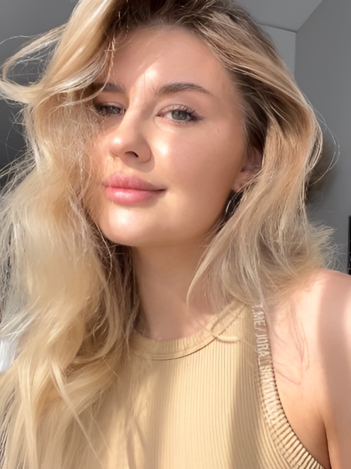 Эсмеральда привлекальеная девушка из Южноуральск цена от 4000 руб