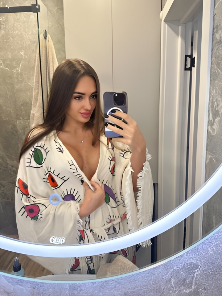 Людмила привлекальеная девушка из Южноуральск цена от 4000 руб