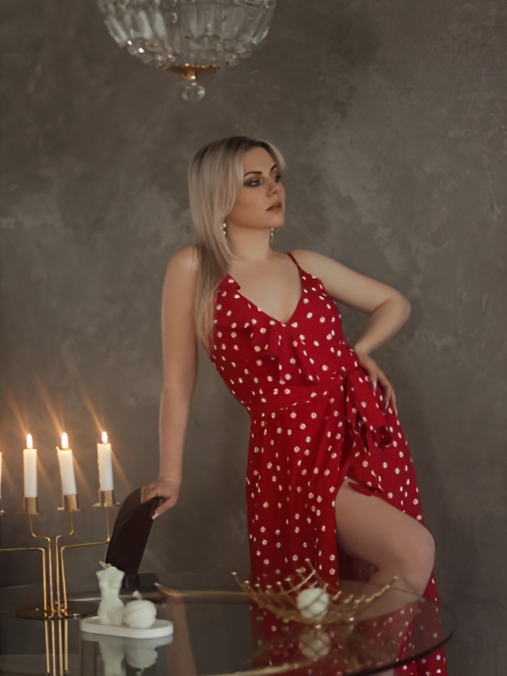 Варвара привлекальеная девушка из Южноуральск цена от 4000 руб