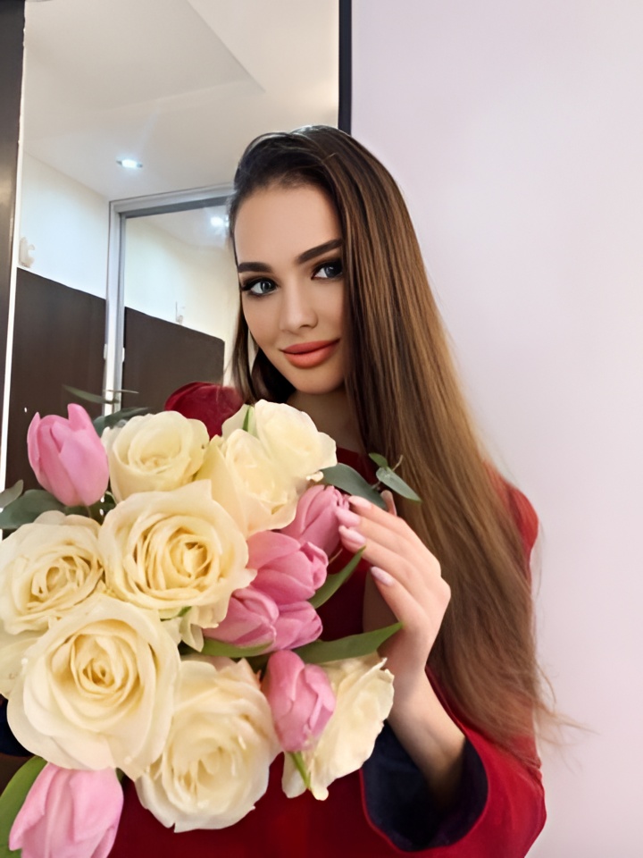 Ярослава привлекальеная девушка из Южноуральск цена от 4000 руб