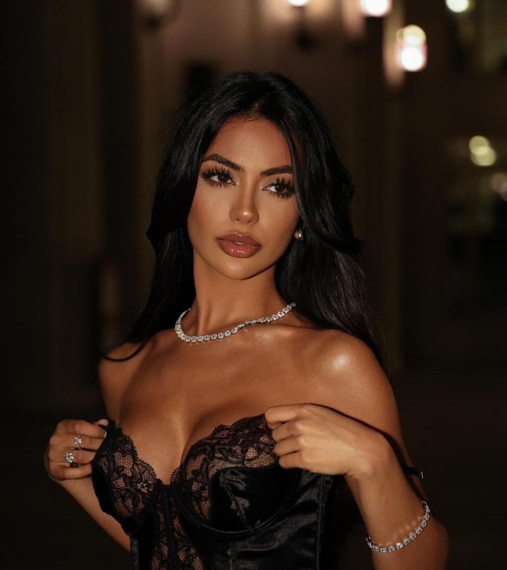 Милана привлекальеная девушка из Южноуральск цена от 4000 руб