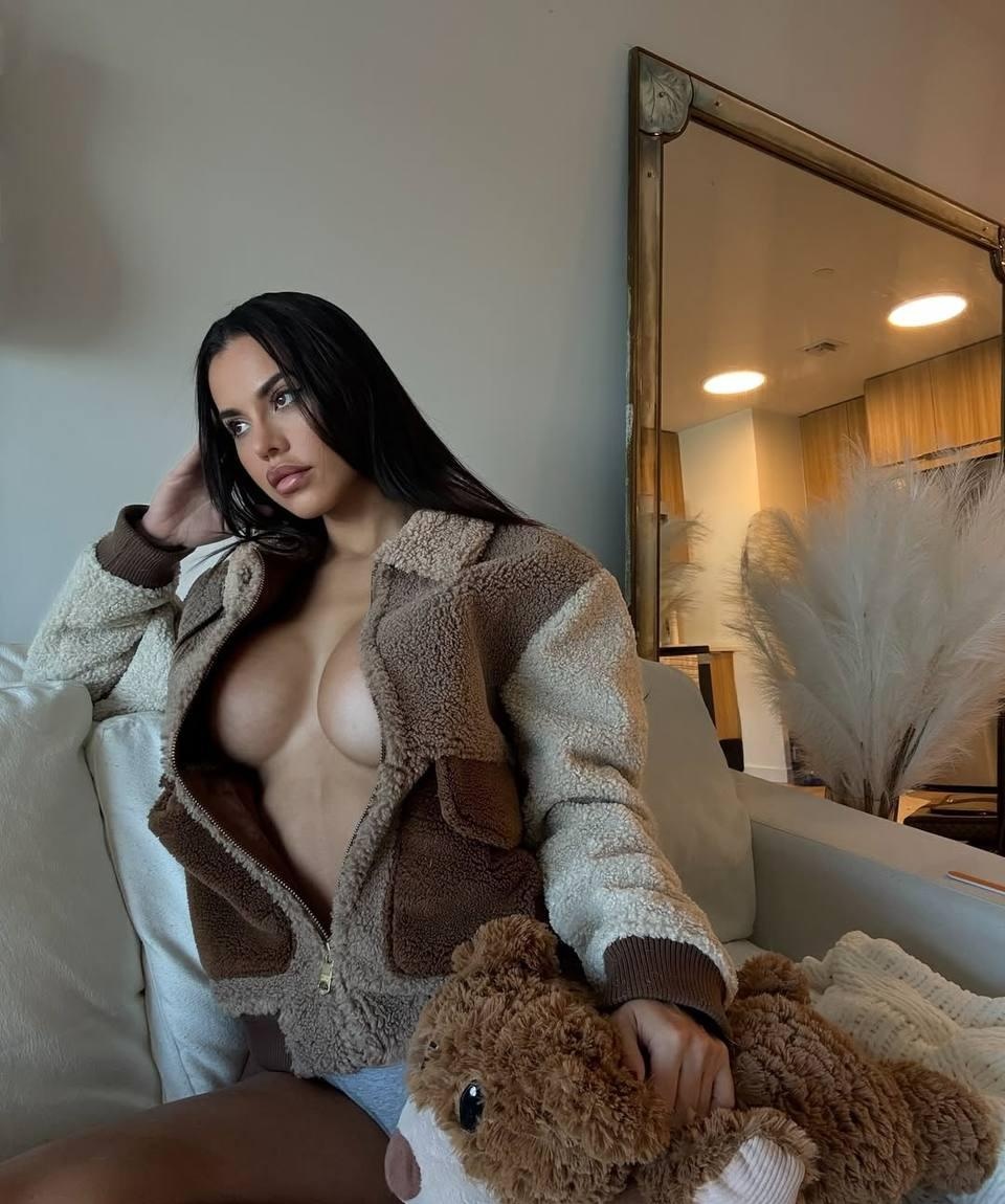 Люда привлекальеная девушка из Южноуральск цена от 8000 руб