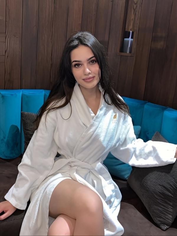 Елизавета привлекательная девушка из Южноуральск цена от 5000 руб