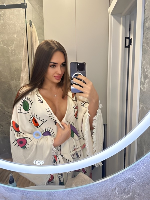 Людмила привлекательная девушка из Южноуральск цена от 4000 руб