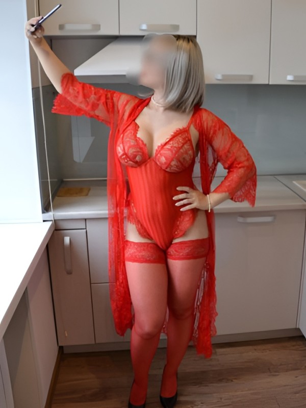 Василиса привлекательная девушка из Южноуральск цена от 5000 руб